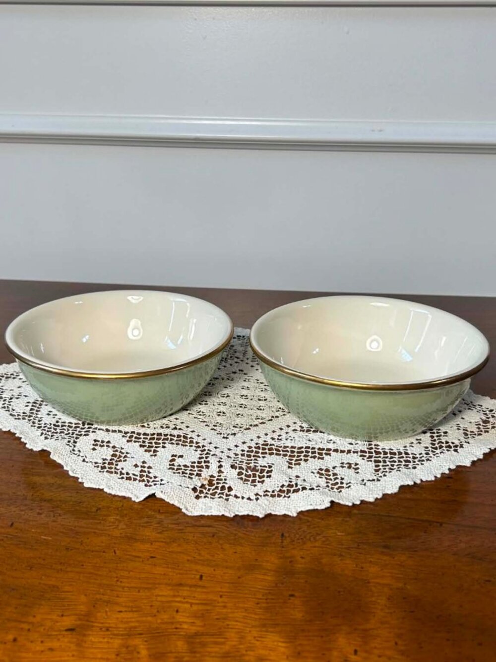 Chateau Buffet Taylor, Smith & Taylor cereal bowls